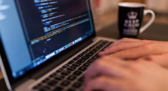 プログラミング未経験者でもマクロ作成で業務効率化は出来る！
